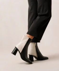 ALOHAS West Black Cream Shoes