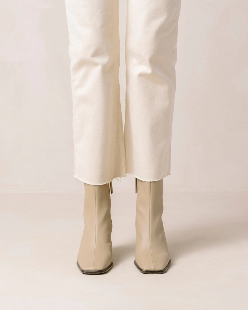 ALOHAS West Cactus Warm Sand Beige 5 ALOHAS West Cactus Warm Sand Beige