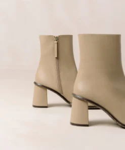 ALOHAS West Cactus Warm Sand Beige 16 ALOHAS West Cactus Warm Sand Beige