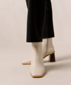 ALOHAS West Vintage Ivory 20 ALOHAS West Vintage Ivory